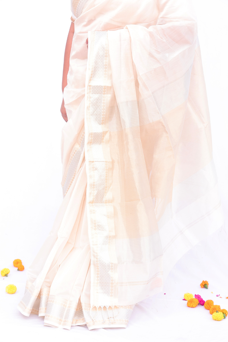 Subarna - Indiestore Handloom Off-white & Golden Maheshwari Silk by Cotton Saree